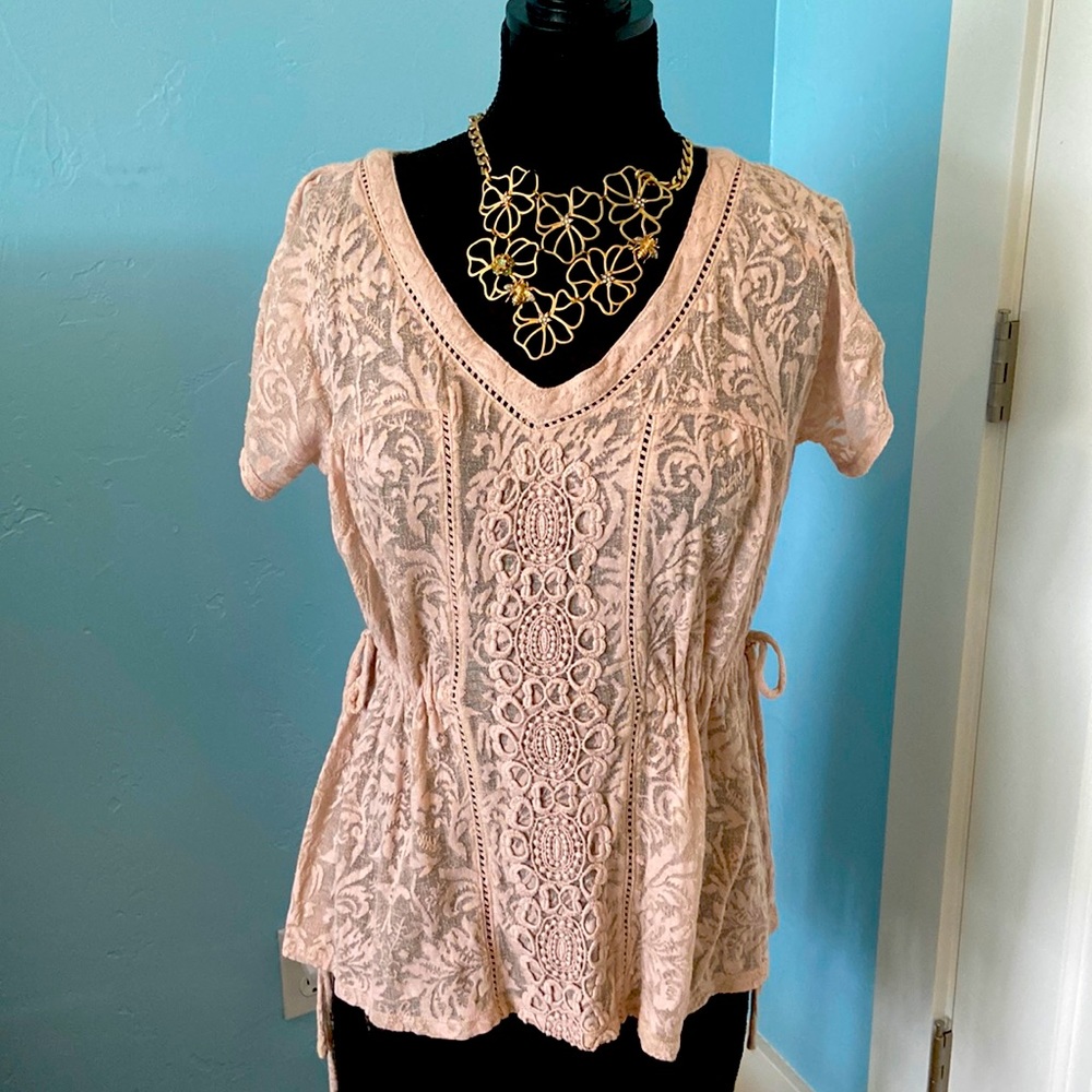 Anthropologie pink Lacey top - Deletta, never worn size medium